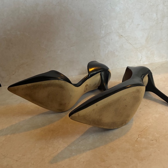 Michael Kors D’Orsay Pumps - Picture 3 of 5